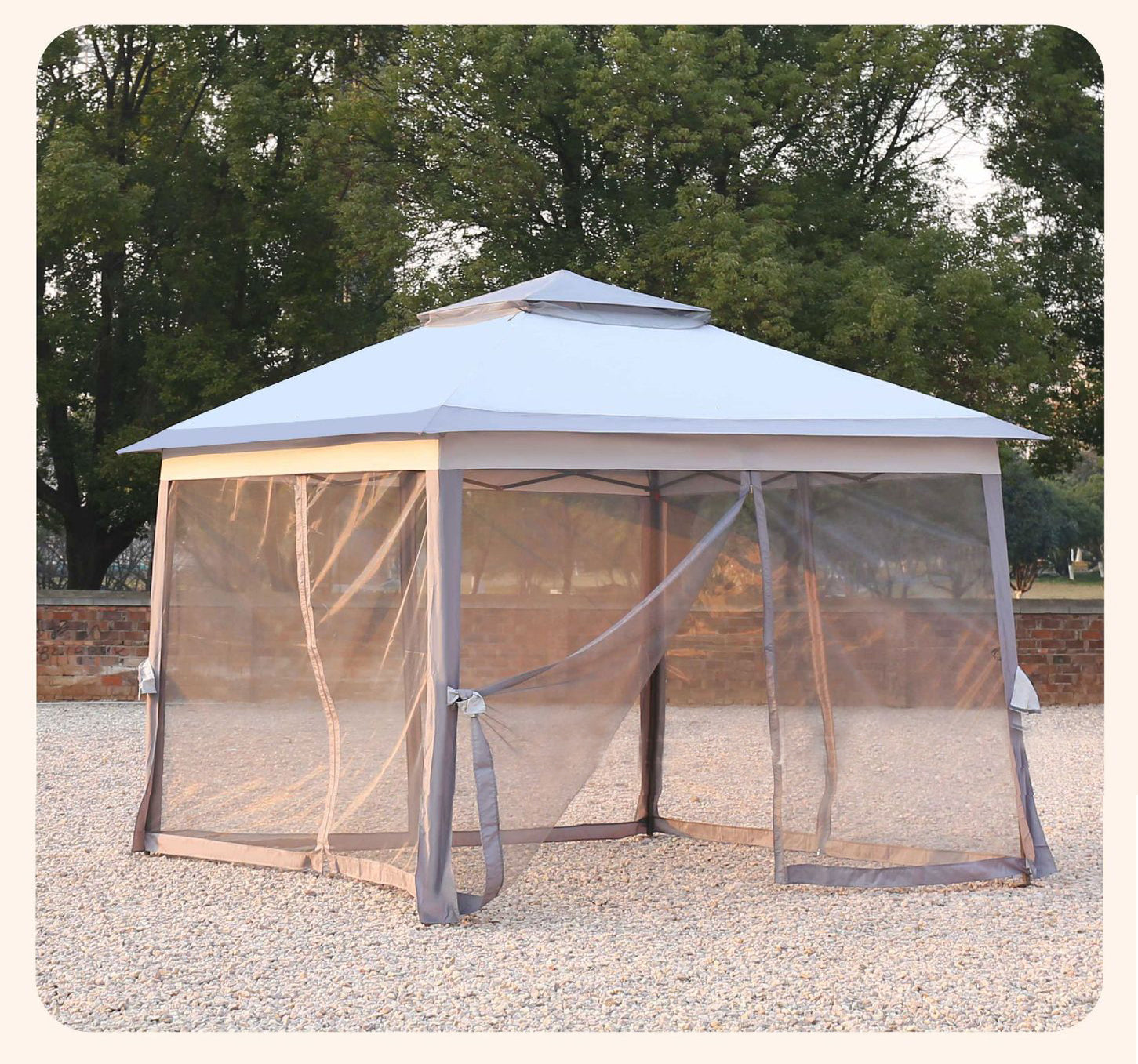 Quick Pop-Up Outdoor Shelter